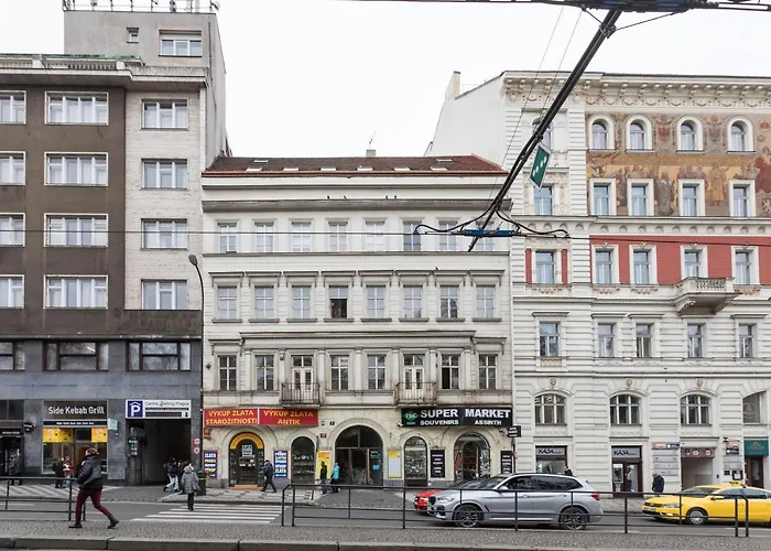 Spacious Stylish Attic In The Heart Of The Center - Karlovo * Prága