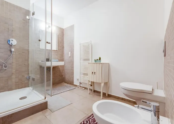 Apartman Spacious Stylish Attic In The Heart Of The Center - Karlovo Prága