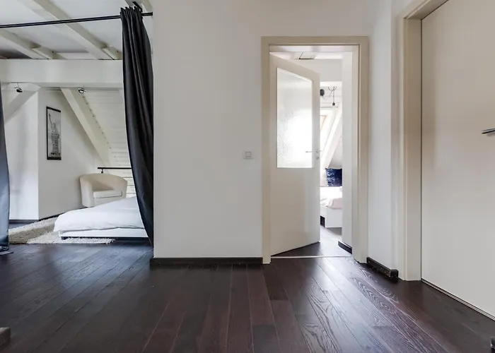Spacious Stylish Attic In The Heart Of The Center - Karlovo